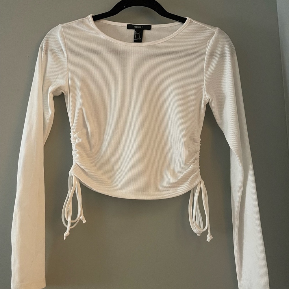 Forever 21 long sleeve ribbed white top